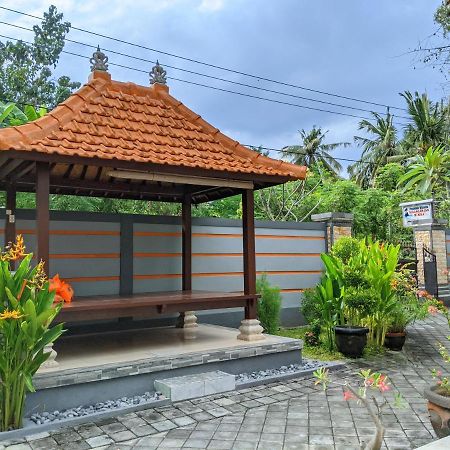 Serangan Inn Mimba Padangbai  Buitenkant foto