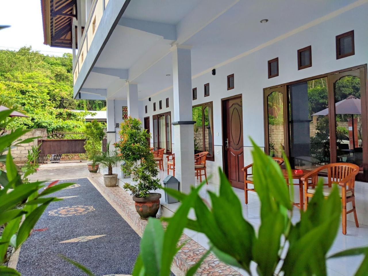 Serangan Inn Mimba Padangbai  Buitenkant foto