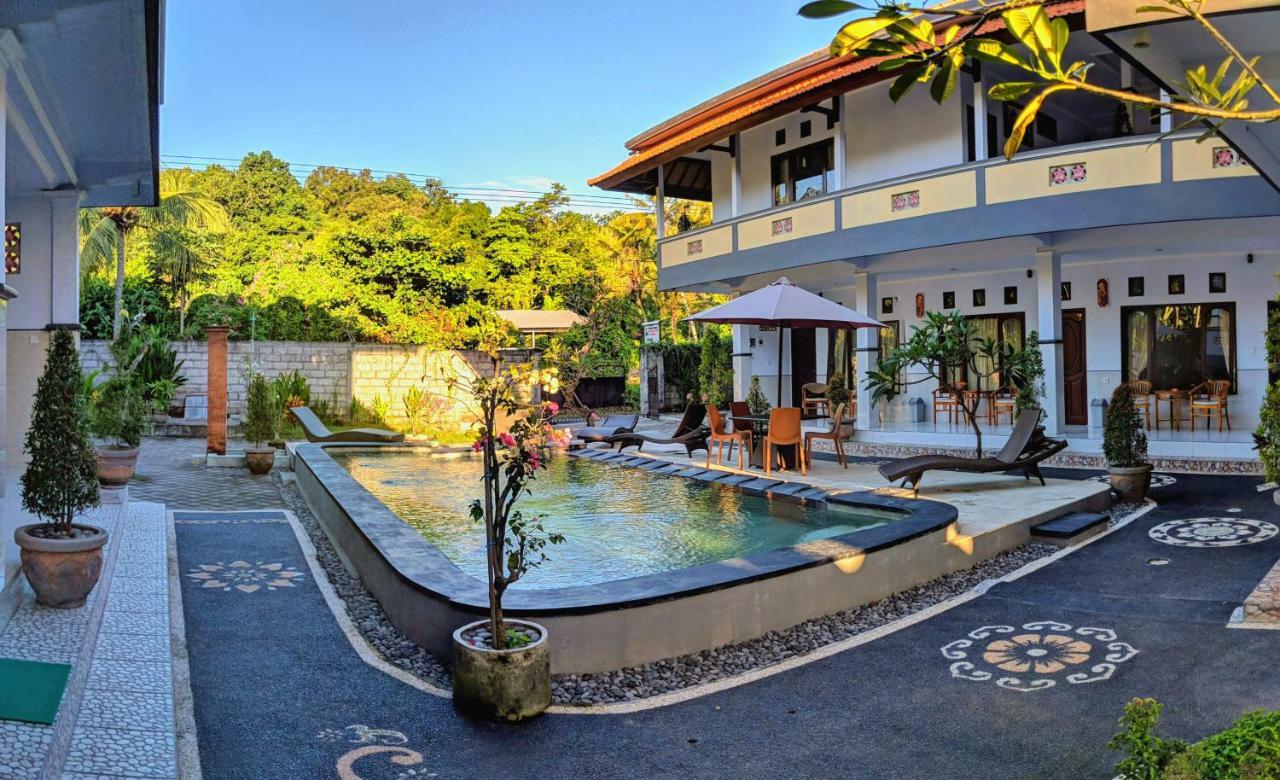 Serangan Inn Mimba Padangbai  Buitenkant foto