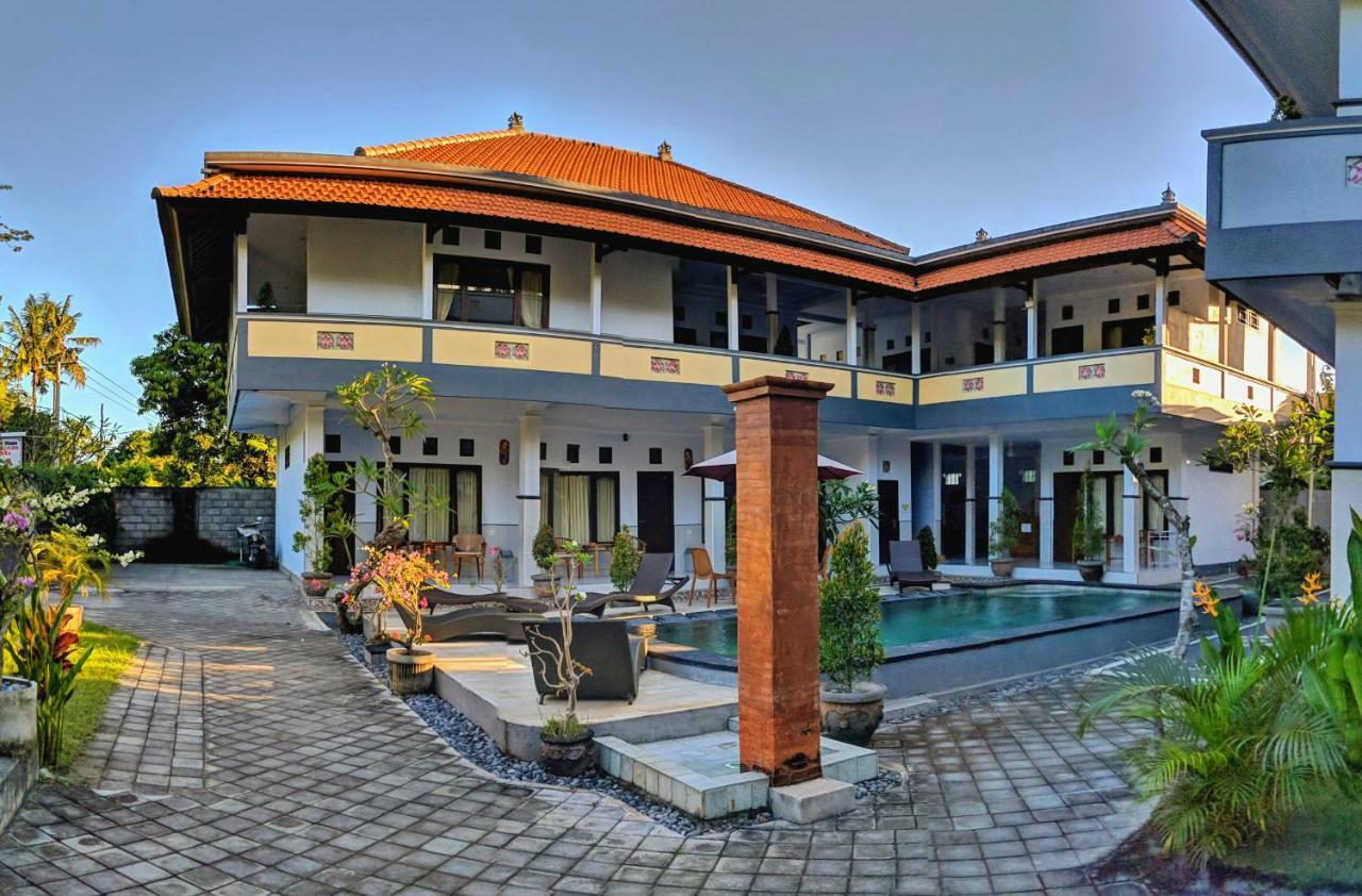 Serangan Inn Mimba Padangbai  Buitenkant foto