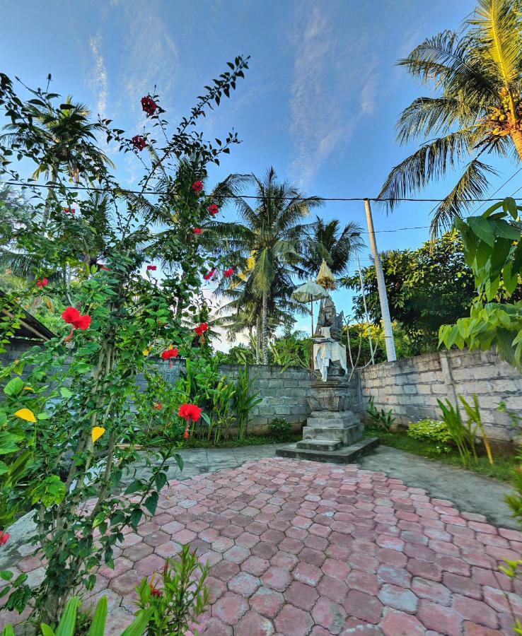 Serangan Inn Mimba Padangbai  Buitenkant foto