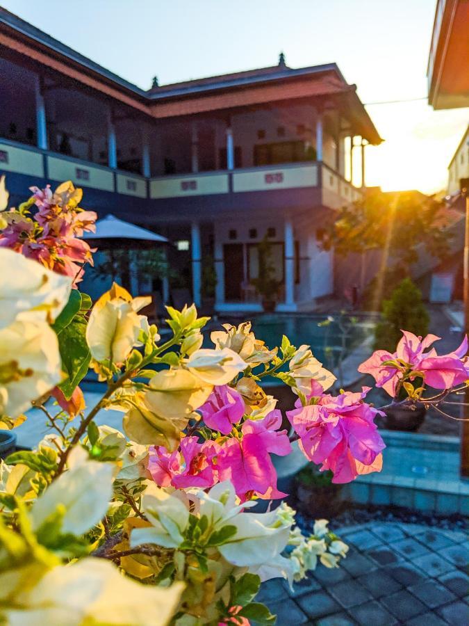 Serangan Inn Mimba Padangbai  Buitenkant foto